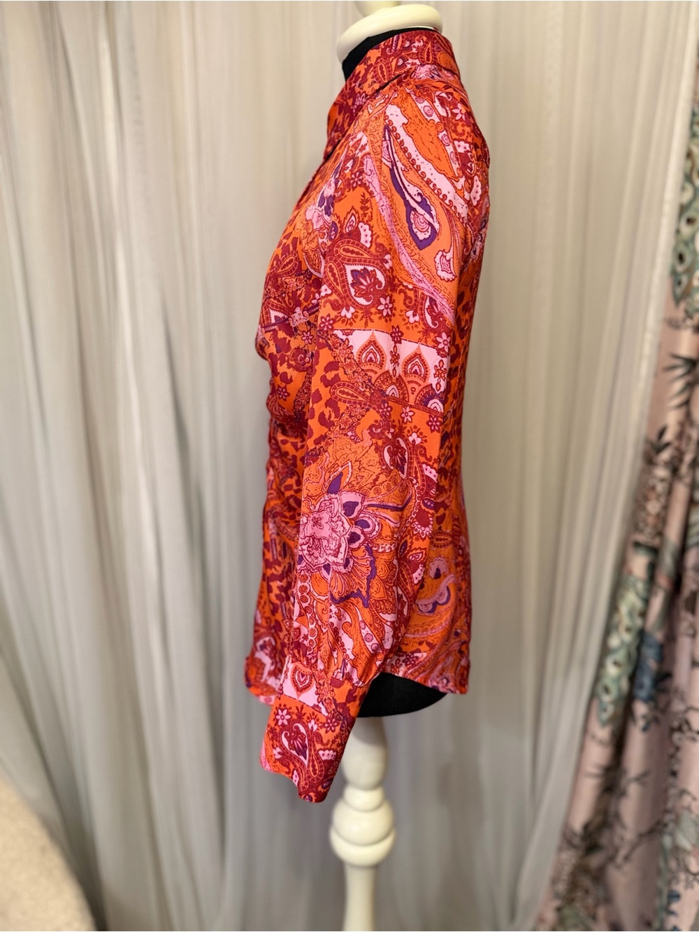 Free People XS Orange Paisley Leopard Ruched Button Down Blouse Boho - Picture 5 of 14